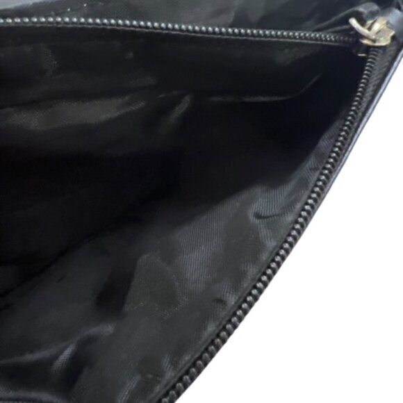 🎉SALE🎉 GUESS Black Faux Leather Snakeskin Gold Chain Convertible Crossbody NEW - Picture 11 of 13